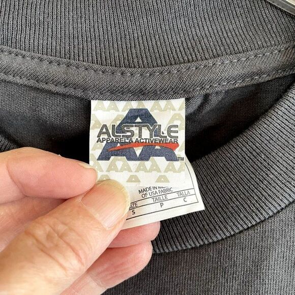 NWT 2008 Weezer Graphic Short Sleeve Tee Alstyle Size Small - Picture 4 of 6